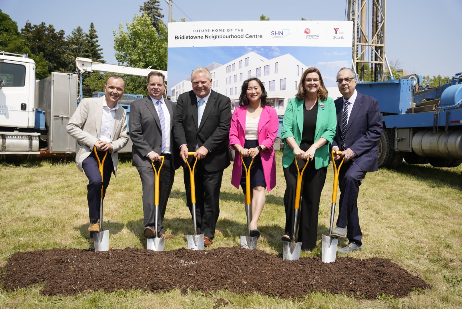 Bridletowne Neighbourhood Centre in Scarborough, Ontario breaks ground at celebratory event hosted by Scarborough Health Network, United Way Greater Toronto and the YMCA of Greater Toronto