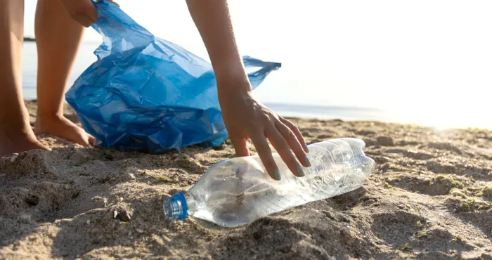 YMCA Youth Leadership beach cleanup
