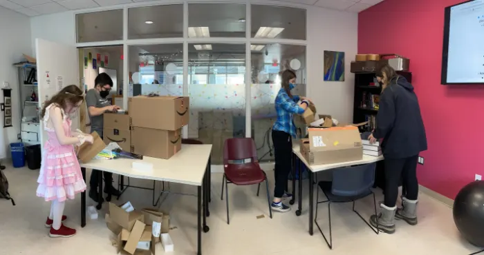 Les nouveaux arrivants 2SLGBTQIA+ reçoivent le soutien de YCAN et de l’Académie YMCA